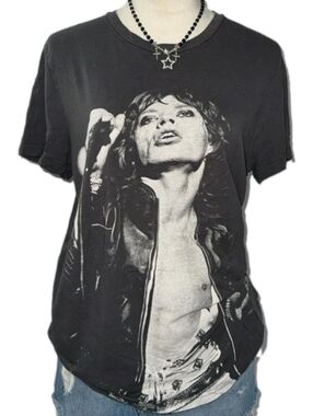 Rolling Stones Charcoal Grey Graphic T-Shirt WOMENS SIZE SMALL MICK JAGGER EUC